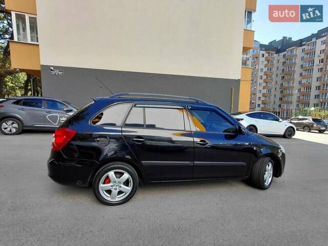 Черный Шкода Фабия, объемом двигателя 1.4 л и пробегом 233 тыс. км за 5300 $, фото 3 на Automoto.ua
