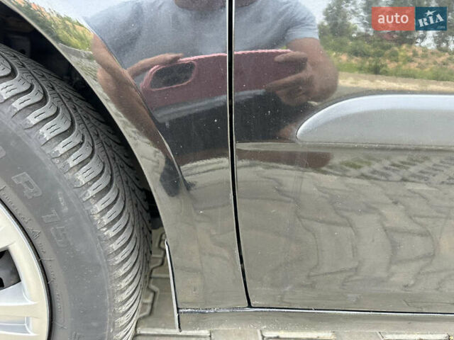 Черный Шкода Фабия, объемом двигателя 1.6 л и пробегом 230 тыс. км за 5999 $, фото 7 на Automoto.ua