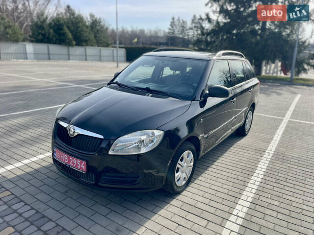 Черный Шкода Фабия, объемом двигателя 1.39 л и пробегом 180 тыс. км за 5000 $, фото 14 на Automoto.ua