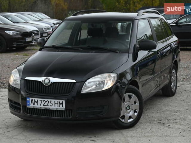 Черный Шкода Фабия, объемом двигателя 1.39 л и пробегом 205 тыс. км за 5499 $, фото 10 на Automoto.ua