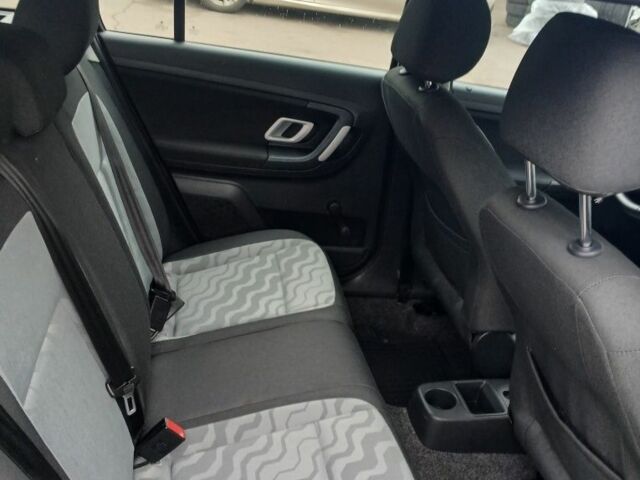 Черный Шкода Фабия, объемом двигателя 0 л и пробегом 194 тыс. км за 5500 $, фото 7 на Automoto.ua