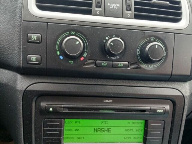 Черный Шкода Фабия, объемом двигателя 0 л и пробегом 194 тыс. км за 5500 $, фото 14 на Automoto.ua