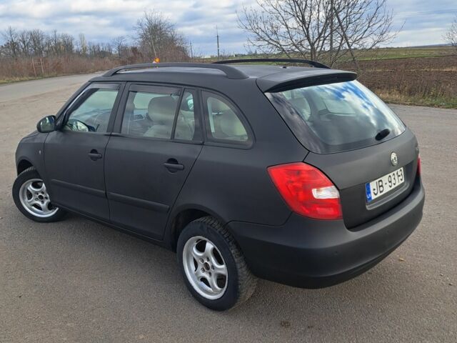 Черный Шкода Фабия, объемом двигателя 0 л и пробегом 400 тыс. км за 2550 $, фото 8 на Automoto.ua