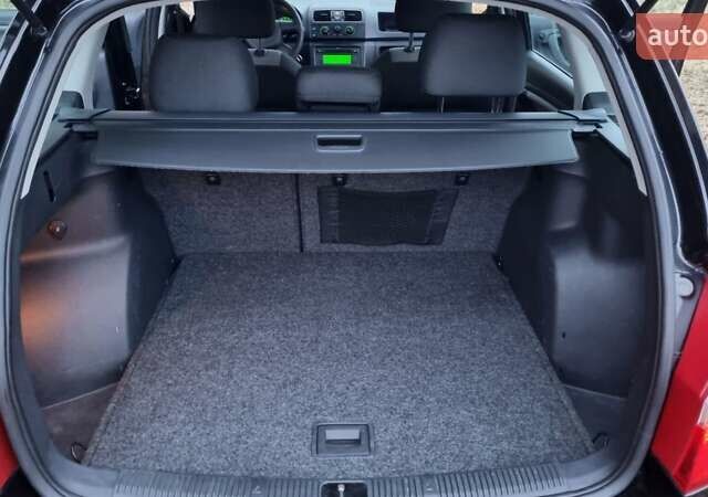 Черный Шкода Фабия, объемом двигателя 1.42 л и пробегом 248 тыс. км за 5000 $, фото 15 на Automoto.ua