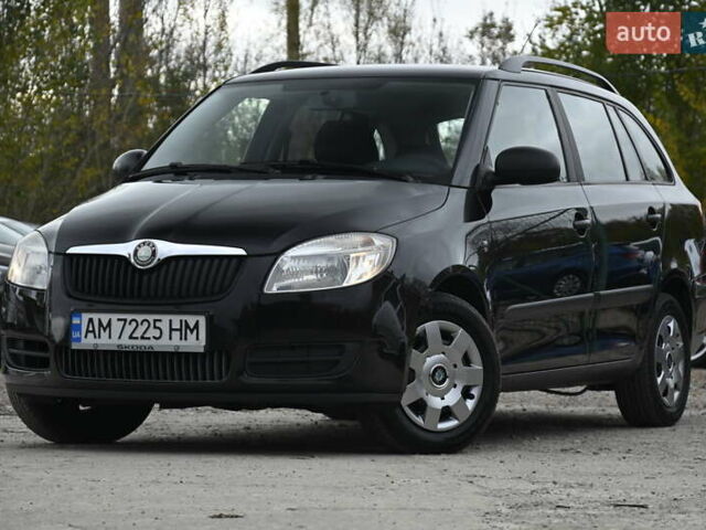 Черный Шкода Фабия, объемом двигателя 1.39 л и пробегом 205 тыс. км за 5499 $, фото 9 на Automoto.ua