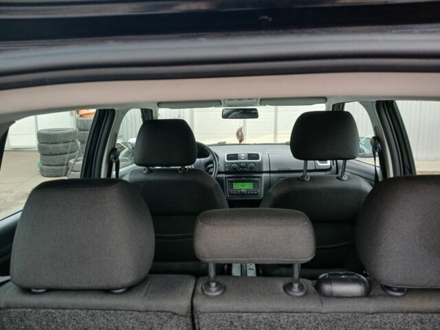 Черный Шкода Фабия, объемом двигателя 0 л и пробегом 194 тыс. км за 5500 $, фото 4 на Automoto.ua