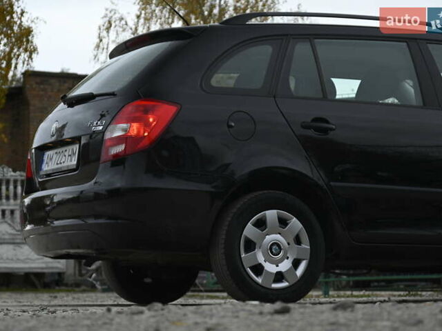 Черный Шкода Фабия, объемом двигателя 1.39 л и пробегом 205 тыс. км за 5499 $, фото 15 на Automoto.ua