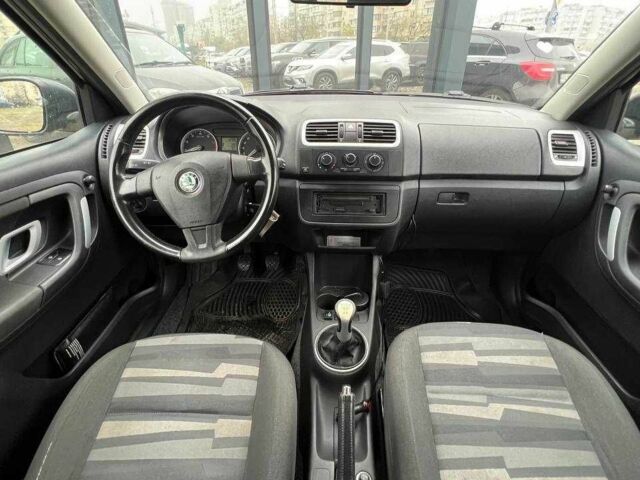 Черный Шкода Фабия, объемом двигателя 0 л и пробегом 124 тыс. км за 4990 $, фото 12 на Automoto.ua
