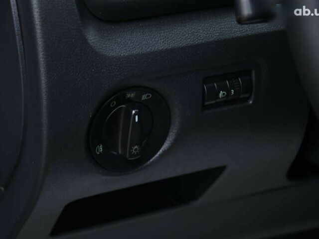 Черный Шкода Фабия, объемом двигателя 1.4 л и пробегом 205 тыс. км за 5600 $, фото 21 на Automoto.ua