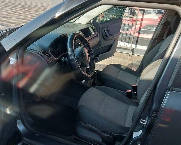 Чорний Шкода Фабія, об'ємом двигуна 1.2 л та пробігом 264 тис. км за 3500 $, фото 17 на Automoto.ua