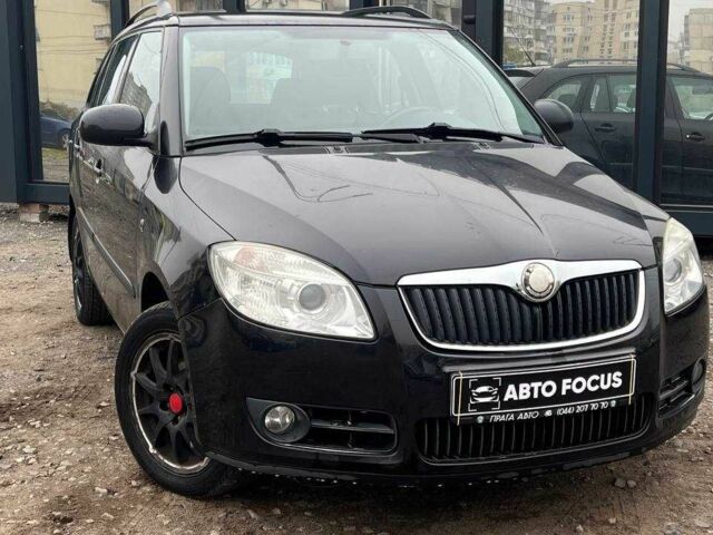 Черный Шкода Фабия, объемом двигателя 0 л и пробегом 124 тыс. км за 4990 $, фото 1 на Automoto.ua