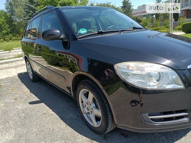 Черный Шкода Фабия, объемом двигателя 1.4 л и пробегом 142 тыс. км за 5450 $, фото 6 на Automoto.ua