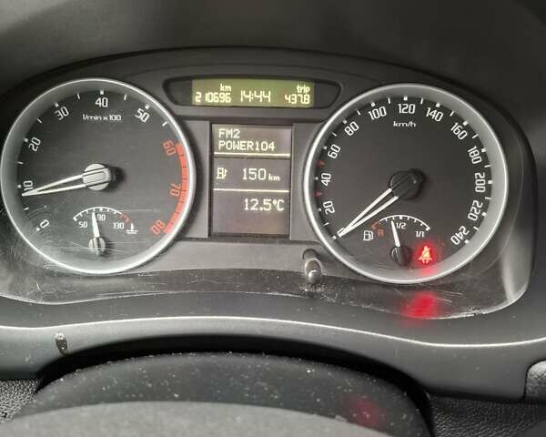 Чорний Шкода Фабія, об'ємом двигуна 1.4 л та пробігом 210 тис. км за 5999 $, фото 20 на Automoto.ua