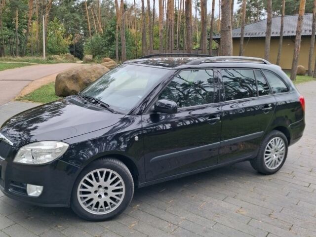 Чорний Шкода Фабія, об'ємом двигуна 0 л та пробігом 216 тис. км за 5850 $, фото 3 на Automoto.ua