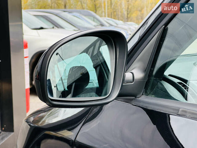 Черный Шкода Фабия, объемом двигателя 1.4 л и пробегом 175 тыс. км за 6300 $, фото 5 на Automoto.ua