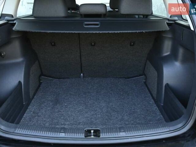 Черный Шкода Фабия, объемом двигателя 1.4 л и пробегом 235 тыс. км за 5800 $, фото 36 на Automoto.ua