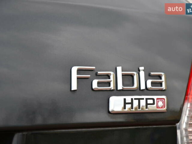 Черный Шкода Фабия, объемом двигателя 1.2 л и пробегом 190 тыс. км за 4700 $, фото 22 на Automoto.ua