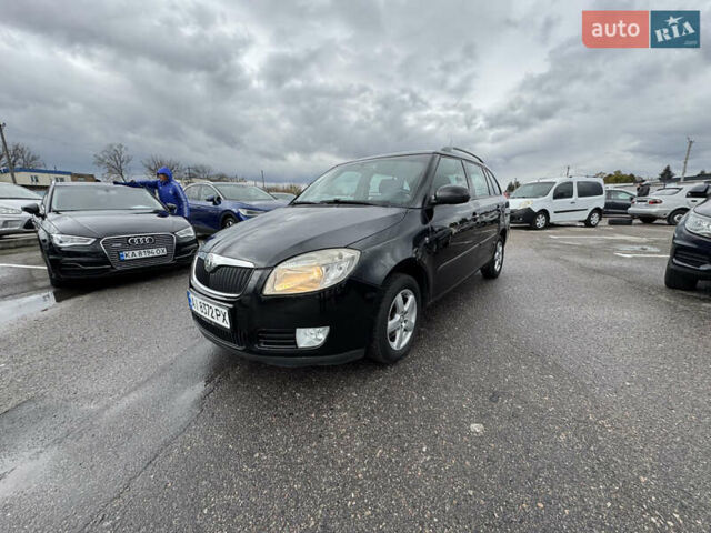 Шкода Фабия 2009 в Белой Церкве на Automoto.ua Черный Шкода Фабия, объемом двигателя 1.42 л и пробегом 210 тыс. км за 5777 $, фото 1 на Automoto.ua
