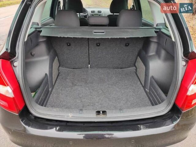 Черный Шкода Фабия, объемом двигателя 1.4 л и пробегом 201 тыс. км за 5750 $, фото 19 на Automoto.ua