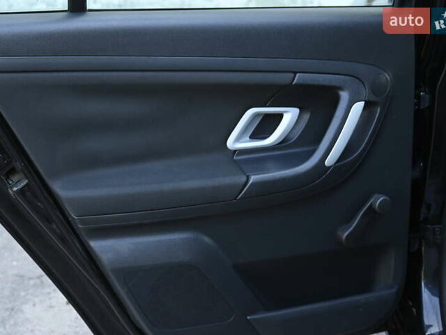 Черный Шкода Фабия, объемом двигателя 1.4 л и пробегом 235 тыс. км за 5800 $, фото 26 на Automoto.ua