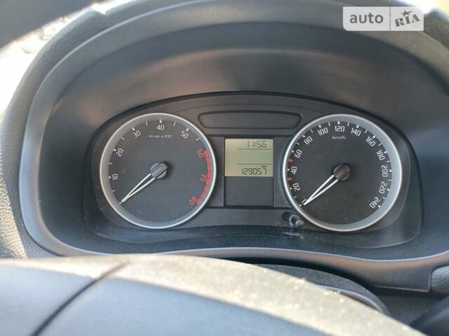 Черный Шкода Фабия, объемом двигателя 1.4 л и пробегом 142 тыс. км за 5450 $, фото 27 на Automoto.ua