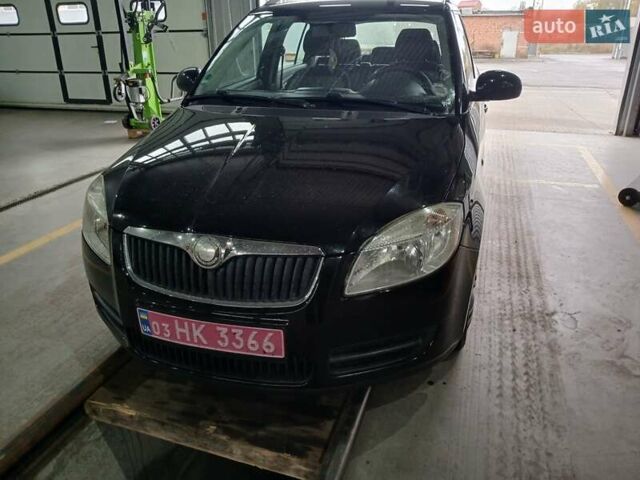 Черный Шкода Фабия, объемом двигателя 1.4 л и пробегом 194 тыс. км за 5500 $, фото 16 на Automoto.ua
