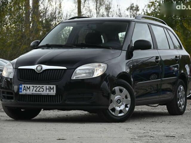 Черный Шкода Фабия, объемом двигателя 1.4 л и пробегом 205 тыс. км за 5600 $, фото 9 на Automoto.ua