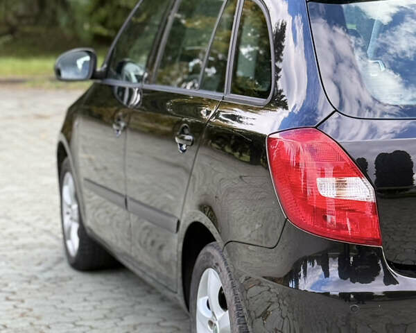 Чорний Шкода Фабія, об'ємом двигуна 1.6 л та пробігом 244 тис. км за 6900 $, фото 9 на Automoto.ua