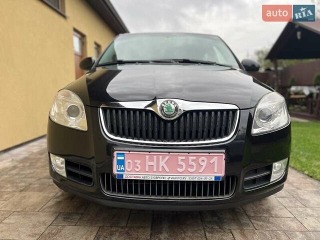 Черный Шкода Фабия, объемом двигателя 1.6 л и пробегом 216 тыс. км за 5900 $, фото 7 на Automoto.ua
