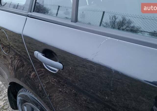 Черный Шкода Фабия, объемом двигателя 1.42 л и пробегом 248 тыс. км за 5000 $, фото 20 на Automoto.ua