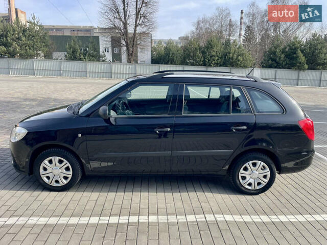 Черный Шкода Фабия, объемом двигателя 1.39 л и пробегом 180 тыс. км за 5000 $, фото 13 на Automoto.ua