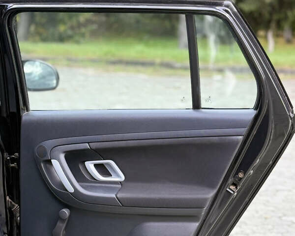 Чорний Шкода Фабія, об'ємом двигуна 1.6 л та пробігом 244 тис. км за 6900 $, фото 24 на Automoto.ua