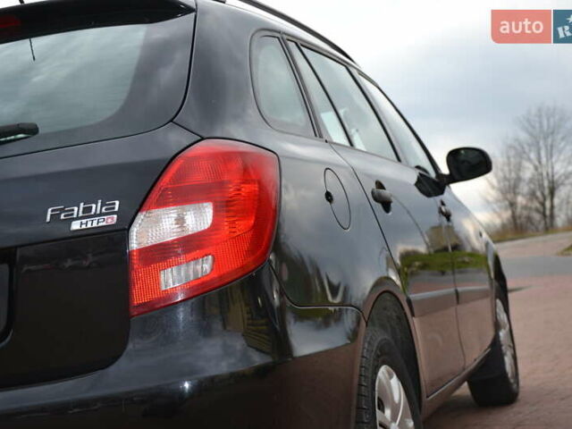Черный Шкода Фабия, объемом двигателя 1.2 л и пробегом 190 тыс. км за 4700 $, фото 8 на Automoto.ua