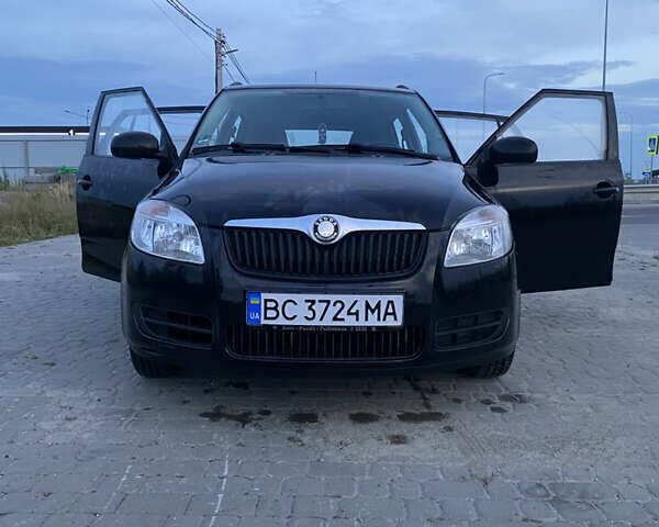 Черный Шкода Фабия, объемом двигателя 1.2 л и пробегом 143 тыс. км за 4000 $, фото 8 на Automoto.ua