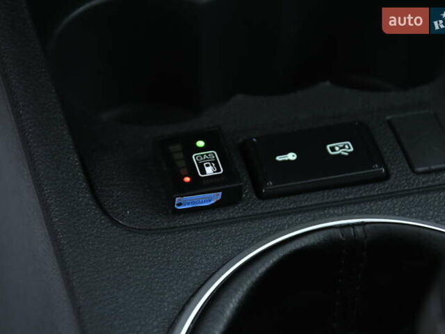 Черный Шкода Фабия, объемом двигателя 1.39 л и пробегом 205 тыс. км за 5499 $, фото 25 на Automoto.ua