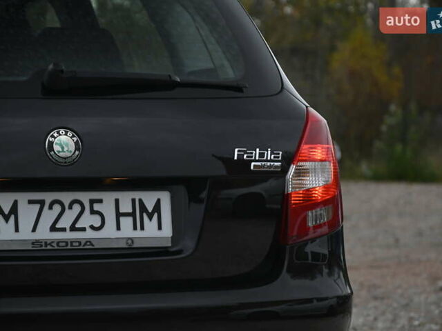 Шкода Фабия 2009 в Бердичеве на Automoto.ua Черный Шкода Фабия, объемом двигателя 1.39 л и пробегом 205 тыс. км за 5600 $, фото 12 на Automoto.ua