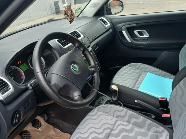 Черный Шкода Фабия, объемом двигателя 0 л и пробегом 194 тыс. км за 5500 $, фото 10 на Automoto.ua