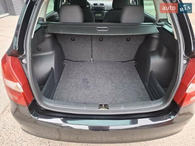 Чорний Шкода Фабія, об'ємом двигуна 1.4 л та пробігом 210 тис. км за 5999 $, фото 10 на Automoto.ua