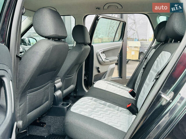 Черный Шкода Фабия, объемом двигателя 1.4 л и пробегом 175 тыс. км за 6300 $, фото 19 на Automoto.ua