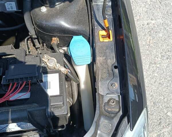 Черный Шкода Фабия, объемом двигателя 1.4 л и пробегом 142 тыс. км за 5450 $, фото 54 на Automoto.ua