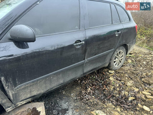 Чорний Шкода Фабія, об'ємом двигуна 1.42 л та пробігом 228 тис. км за 1850 $, фото 2 на Automoto.ua