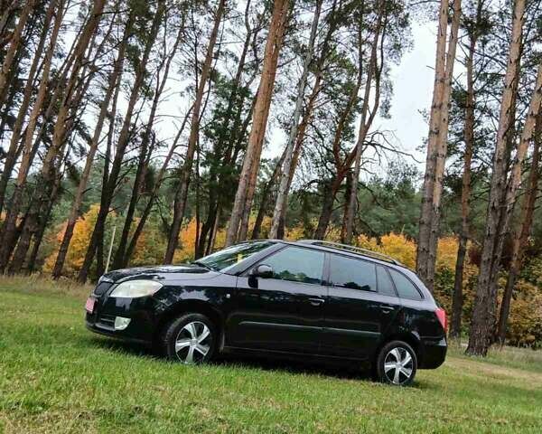 Черный Шкода Фабия, объемом двигателя 1.6 л и пробегом 212 тыс. км за 6700 $, фото 8 на Automoto.ua