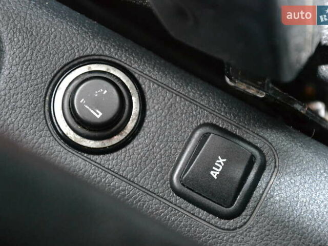 Черный Шкода Фабия, объемом двигателя 1.2 л и пробегом 190 тыс. км за 4700 $, фото 28 на Automoto.ua