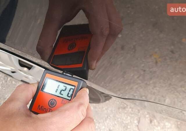 Черный Шкода Фабия, объемом двигателя 1.2 л и пробегом 233 тыс. км за 4800 $, фото 29 на Automoto.ua