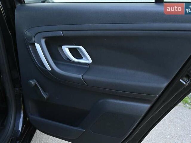 Черный Шкода Фабия, объемом двигателя 1.4 л и пробегом 235 тыс. км за 5800 $, фото 28 на Automoto.ua