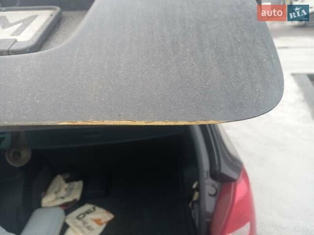 Черный Шкода Фабия, объемом двигателя 1.6 л и пробегом 211 тыс. км за 5500 $, фото 3 на Automoto.ua