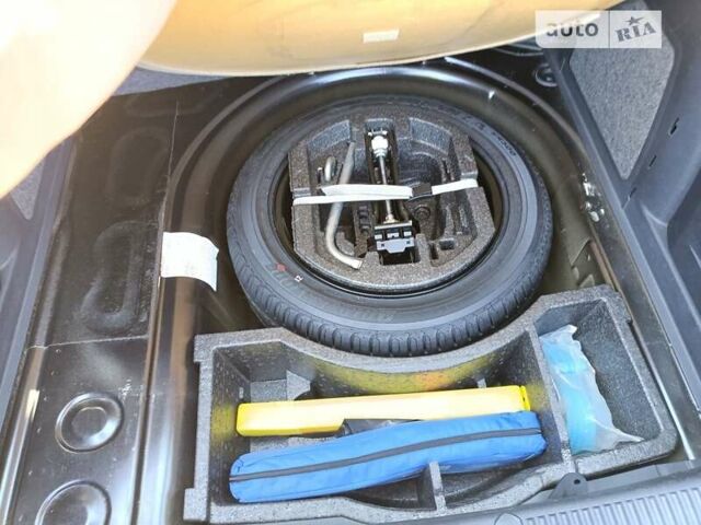 Черный Шкода Фабия, объемом двигателя 1.4 л и пробегом 142 тыс. км за 5450 $, фото 48 на Automoto.ua