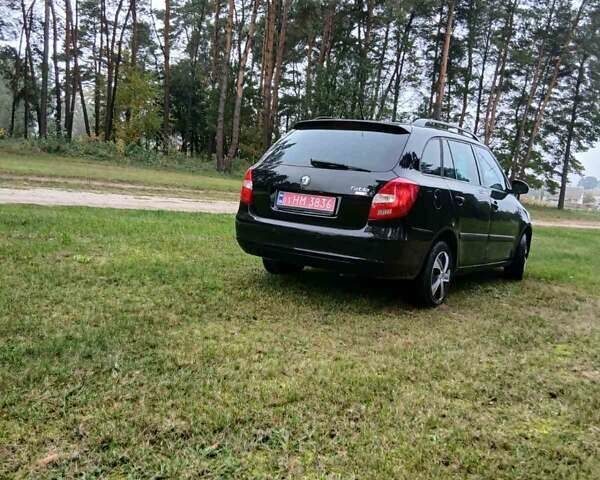 Черный Шкода Фабия, объемом двигателя 1.6 л и пробегом 212 тыс. км за 6700 $, фото 18 на Automoto.ua