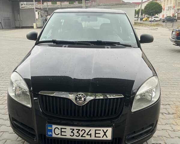 Черный Шкода Фабия, объемом двигателя 1.4 л и пробегом 205 тыс. км за 5400 $, фото 1 на Automoto.ua