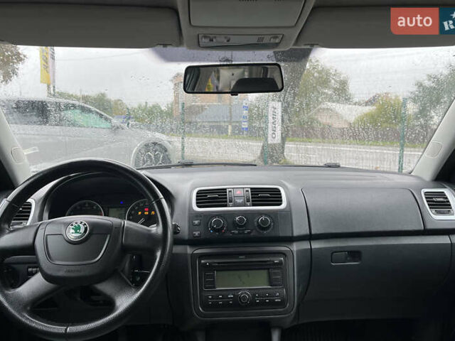 Чорний Шкода Фабія, об'ємом двигуна 1.2 л та пробігом 160 тис. км за 5500 $, фото 19 на Automoto.ua